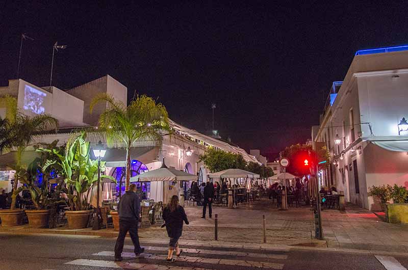 Córdoba 120 - calle San Fernando - imagen nocturna.jpg